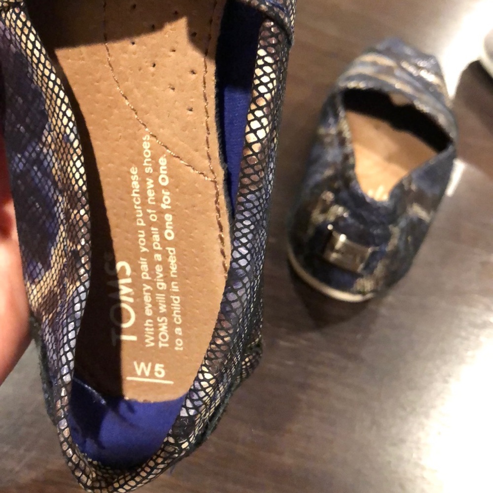 TOMS SHOES BLUE & BROWN SNAKE LEATHER CLASSIC - Picture 6 of 8